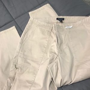 ⚡️FLASH SALE⚡️White House Black Market Size 12